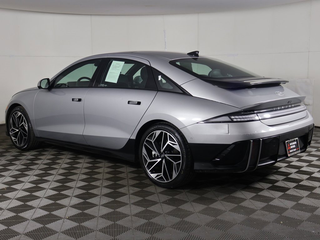 Used 2023 Hyundai Ioniq 6 Limited image 11