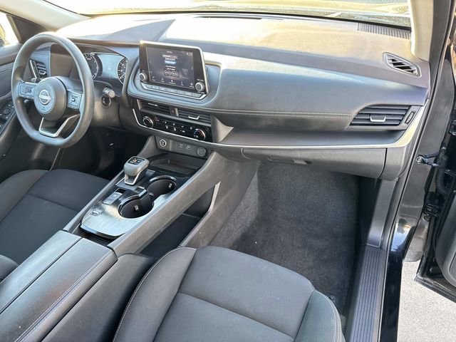 Used 2023 Nissan Rogue S image 18