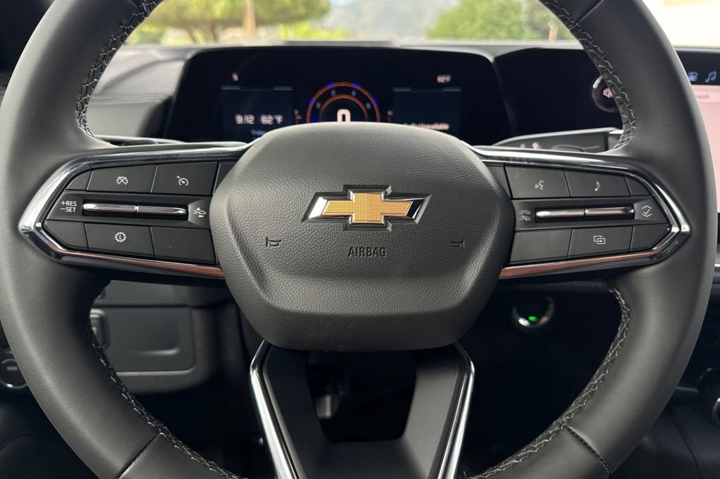 New 2026 Chevrolet Suburban LS RWD image 25