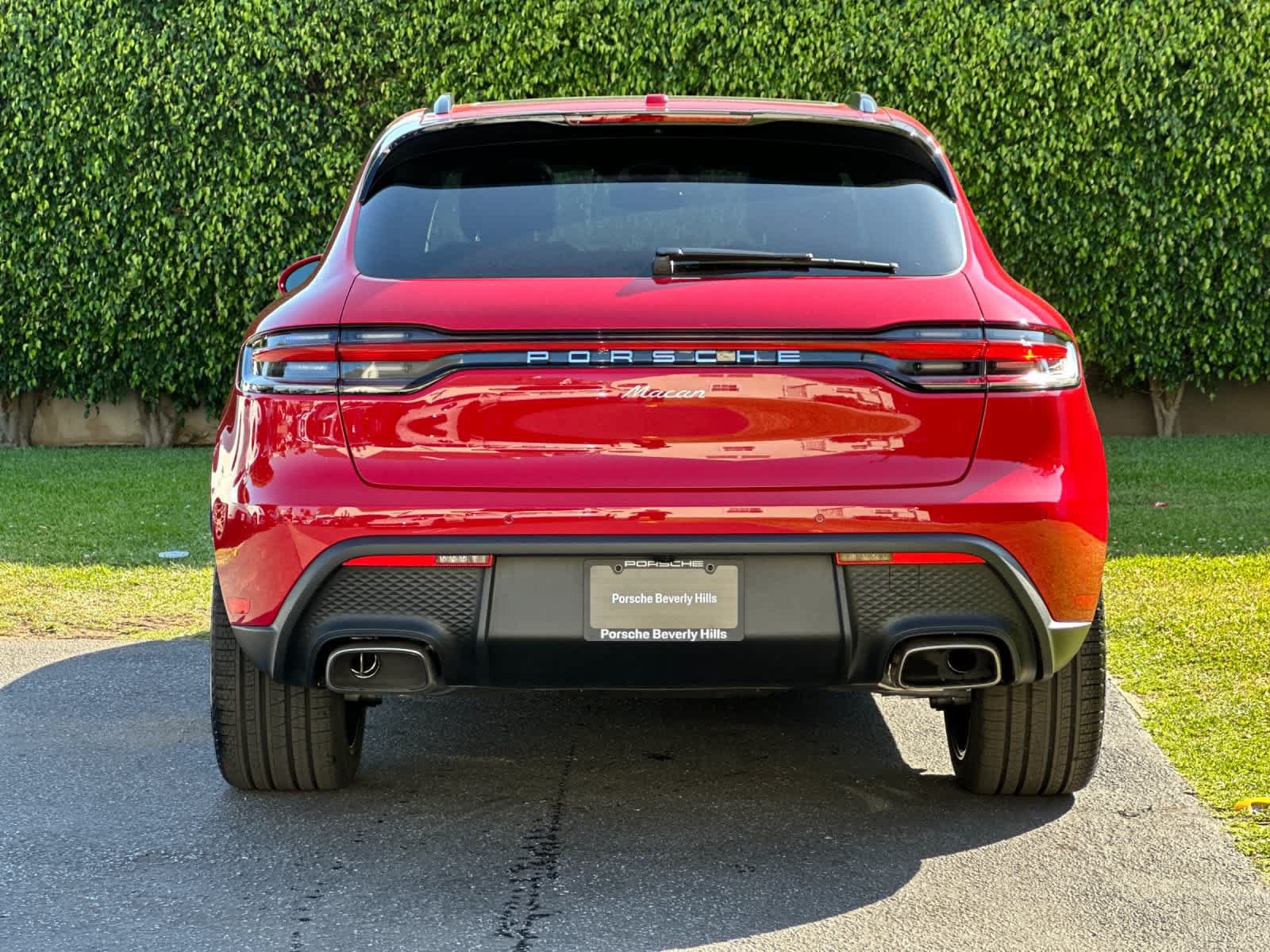 New 2026 Porsche Macan AWD/4WD image 7