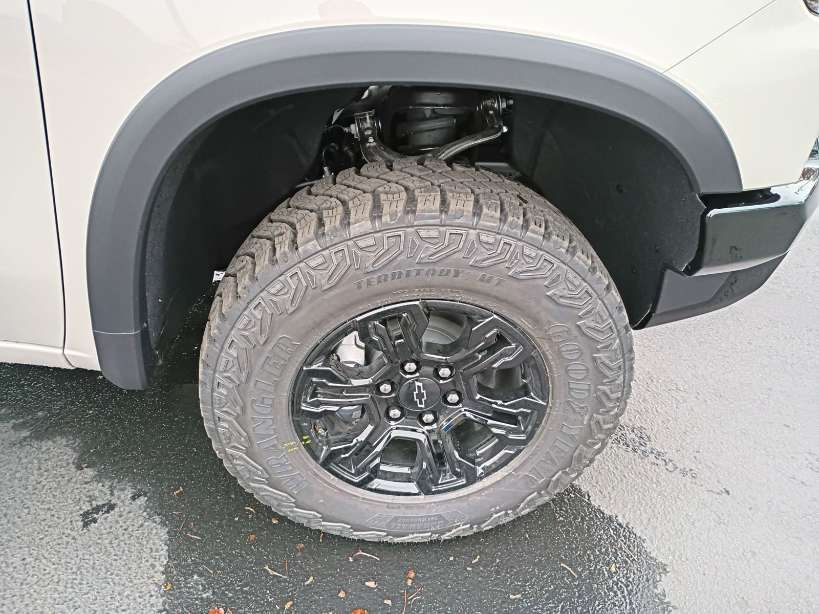 New 2026 Chevrolet Silverado 1500 ZR2 image 21