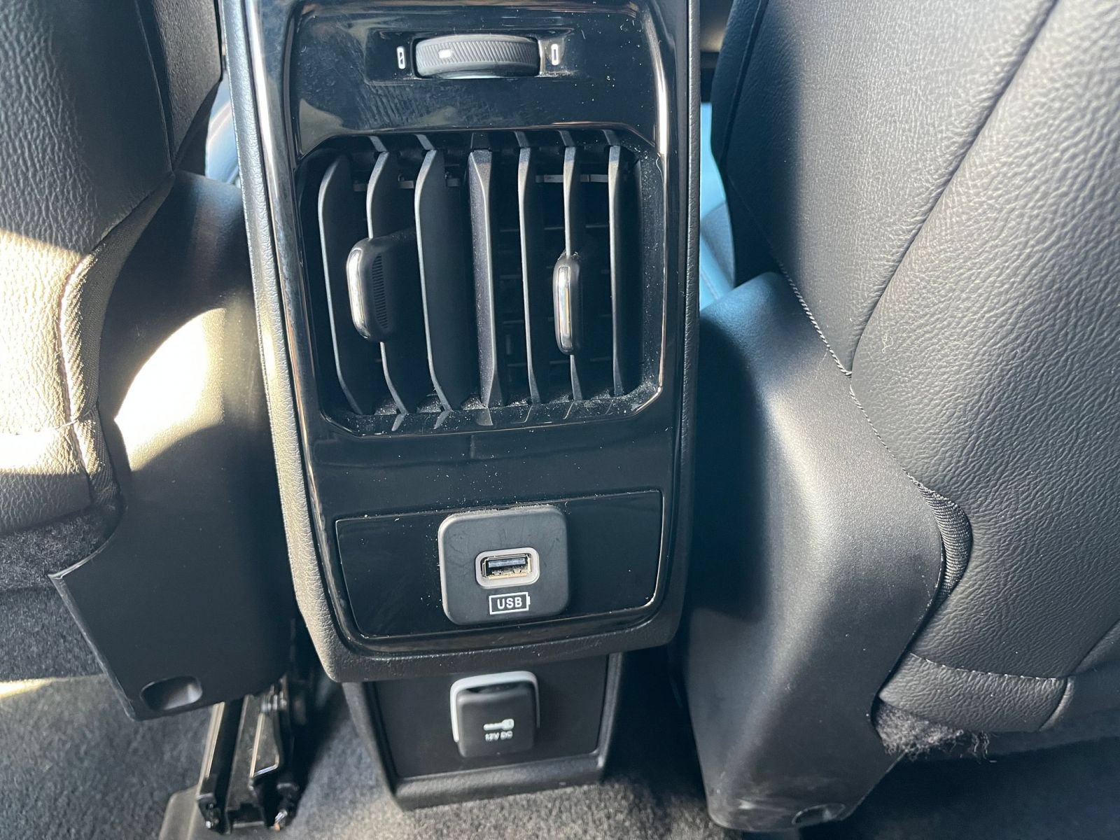 Used 2025 Jeep Compass Trailhawk AWD/4WD image 22
