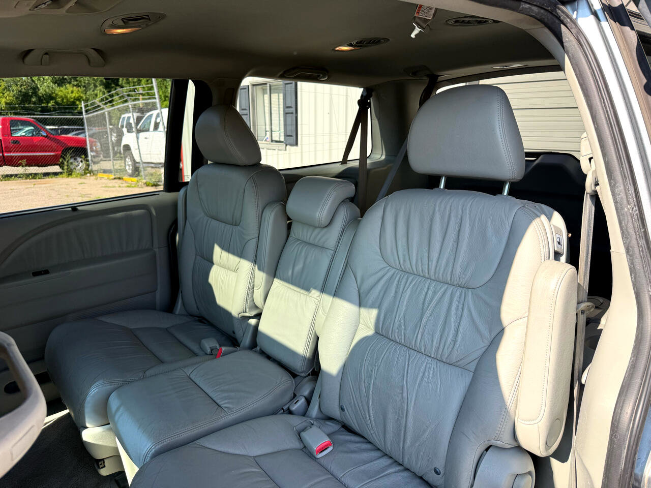 Used 2008 Honda Odyssey EX-L image 17