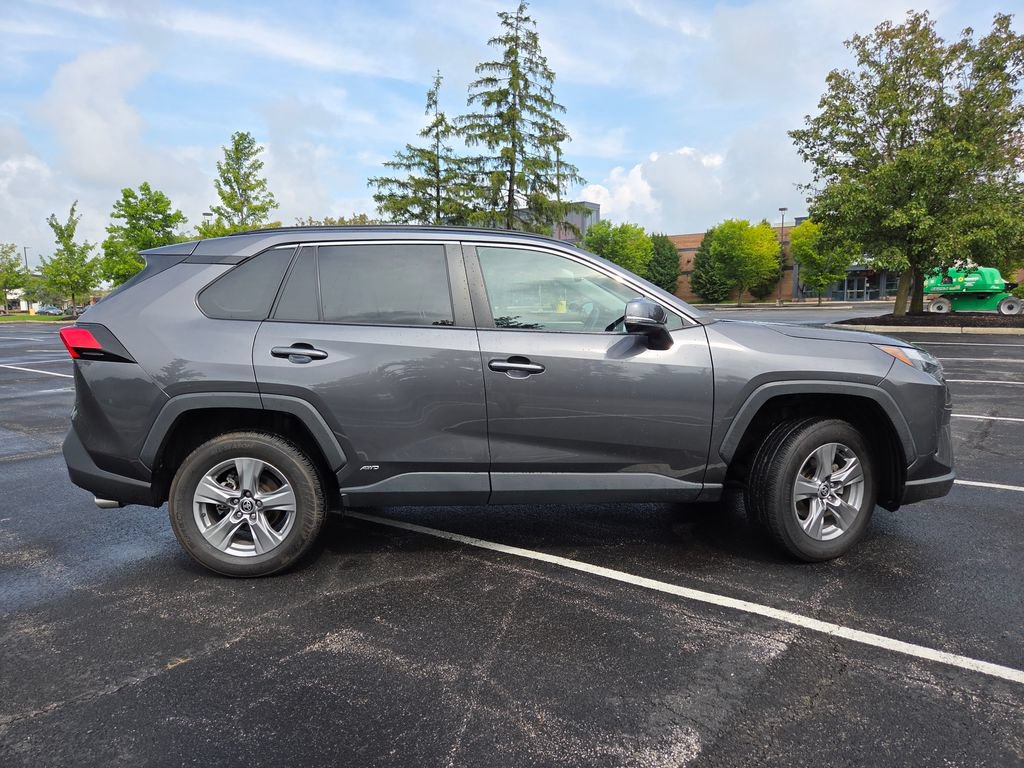 Used 2023 Toyota RAV4 XLE AWD/4WD image 23
