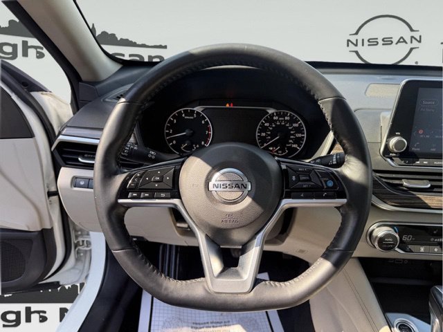 Certified 2019 Nissan Altima 2.5 Platinum AWD/4WD image 14
