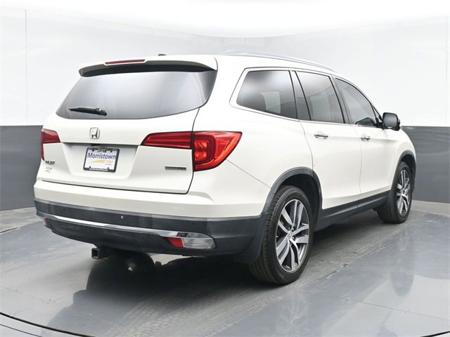 Used 2017 Honda Pilot Touring image 10