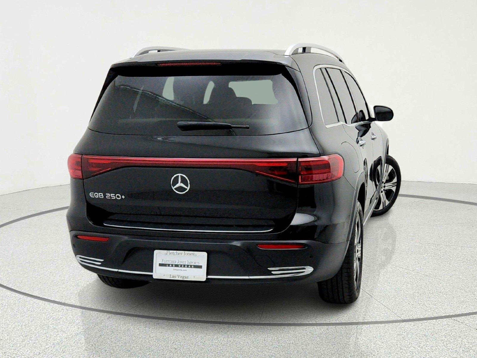 Certified 2024 Mercedes-Benz EQB 250+ image 10
