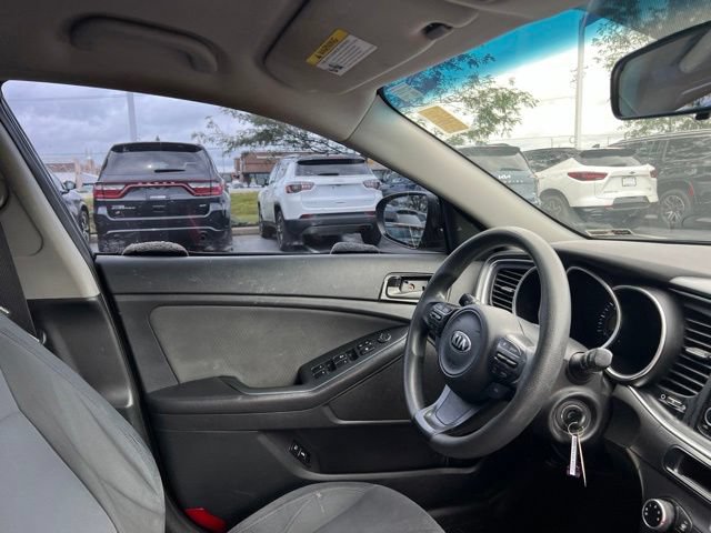 Used 2015 Kia Optima LX FWD image 29