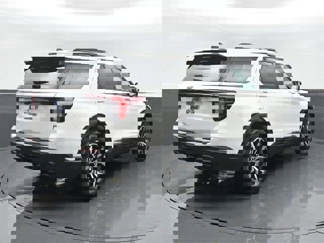 New 2025 Ford Explorer ST-Line image 8