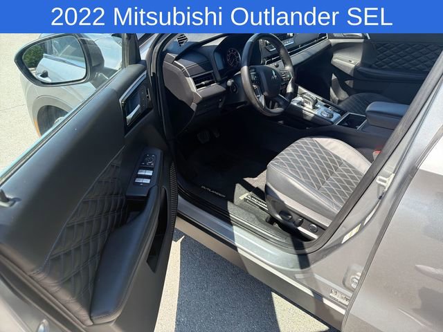 Used 2022 Mitsubishi Outlander SEL AWD/4WD image 11