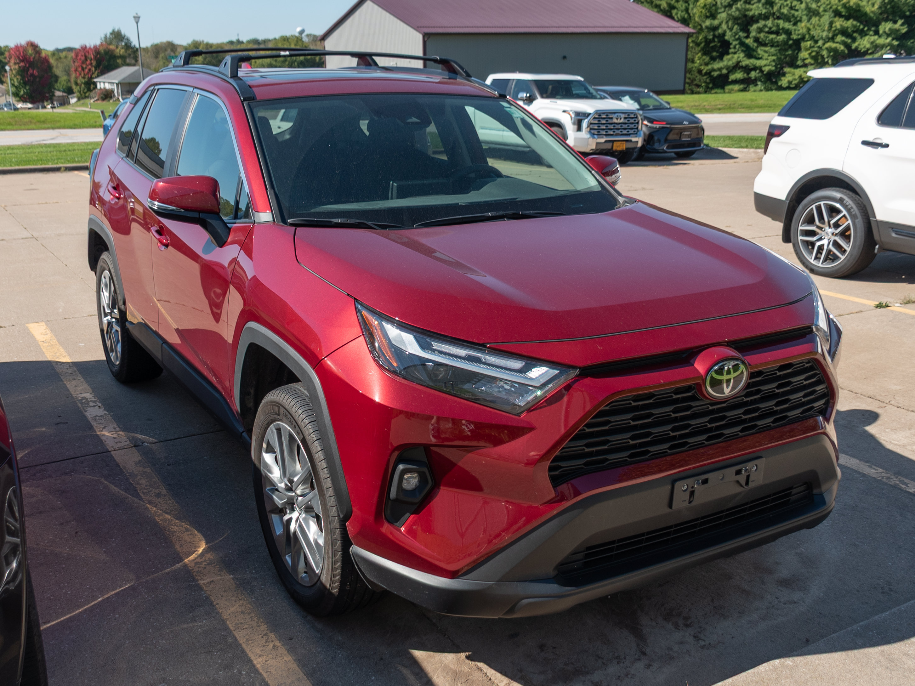 Used 2025 Toyota RAV4 XLE Premium w/ Weather Package AWD/4WD image 1