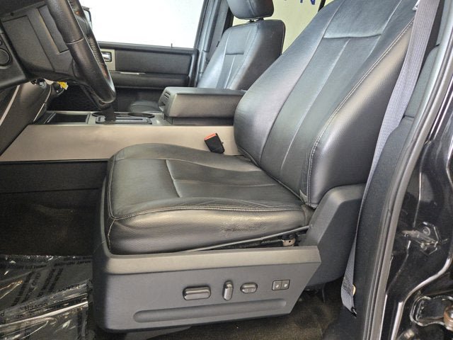 Used 2015 Ford Expedition EL XLT w/ Equipment Group 202A AWD/4WD image 24
