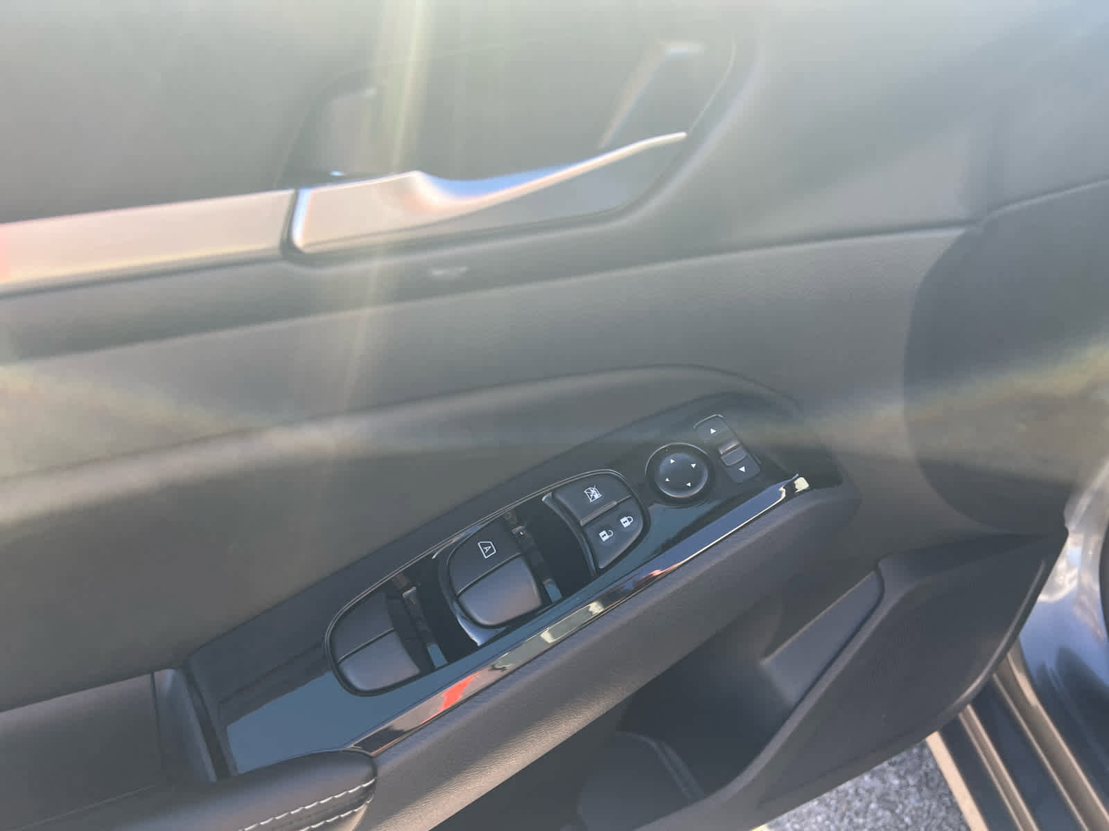 Used 2023 Nissan Altima 2.5 SV image 12