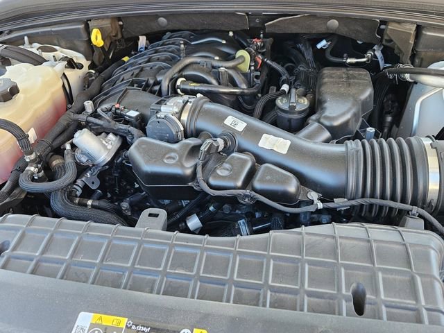 Used 2022 Jeep Grand Cherokee L Limited w/ Black Appearance Package image 22