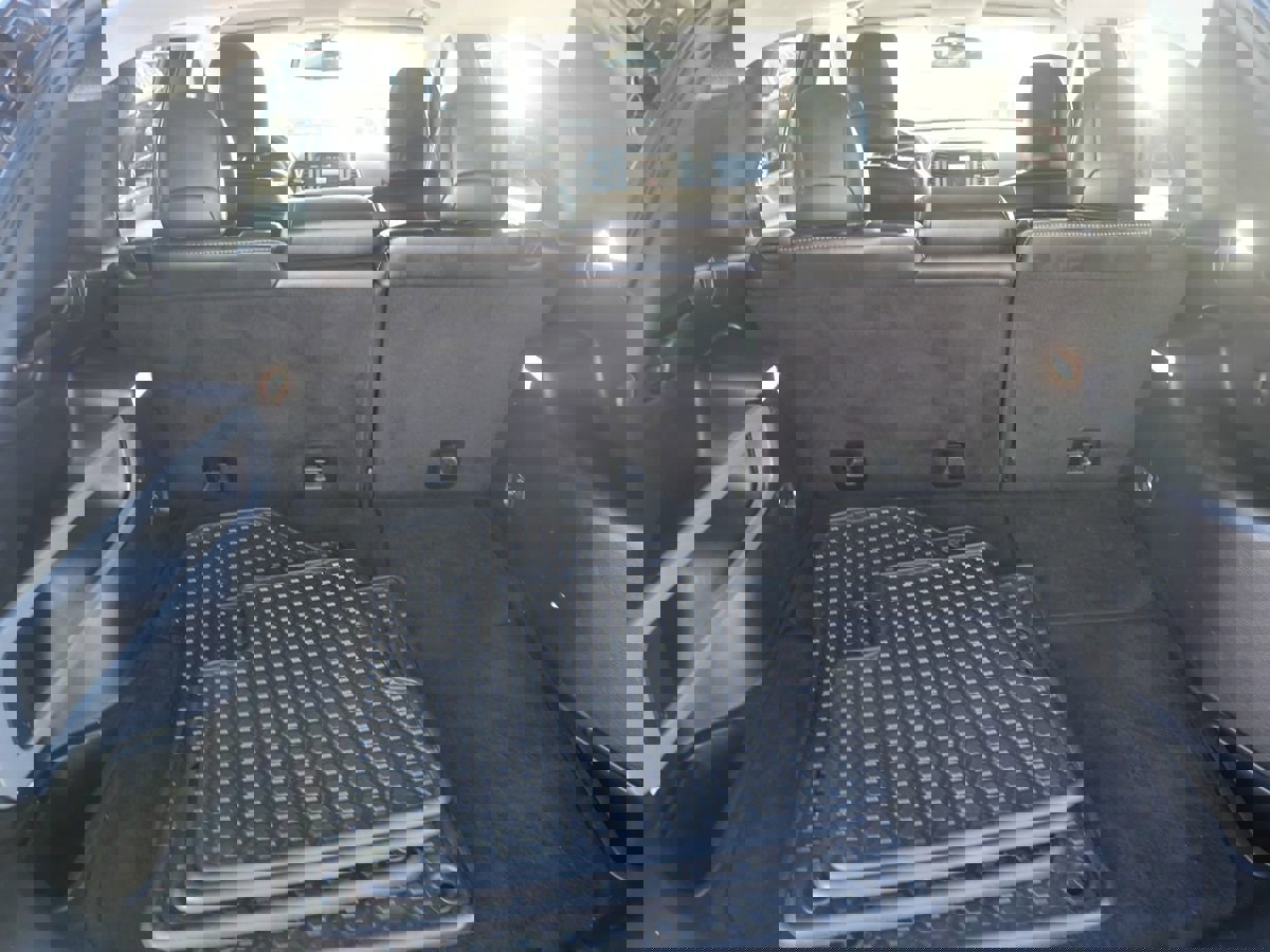 Used 2017 Jeep Cherokee Latitude w/ True North Edition image 23