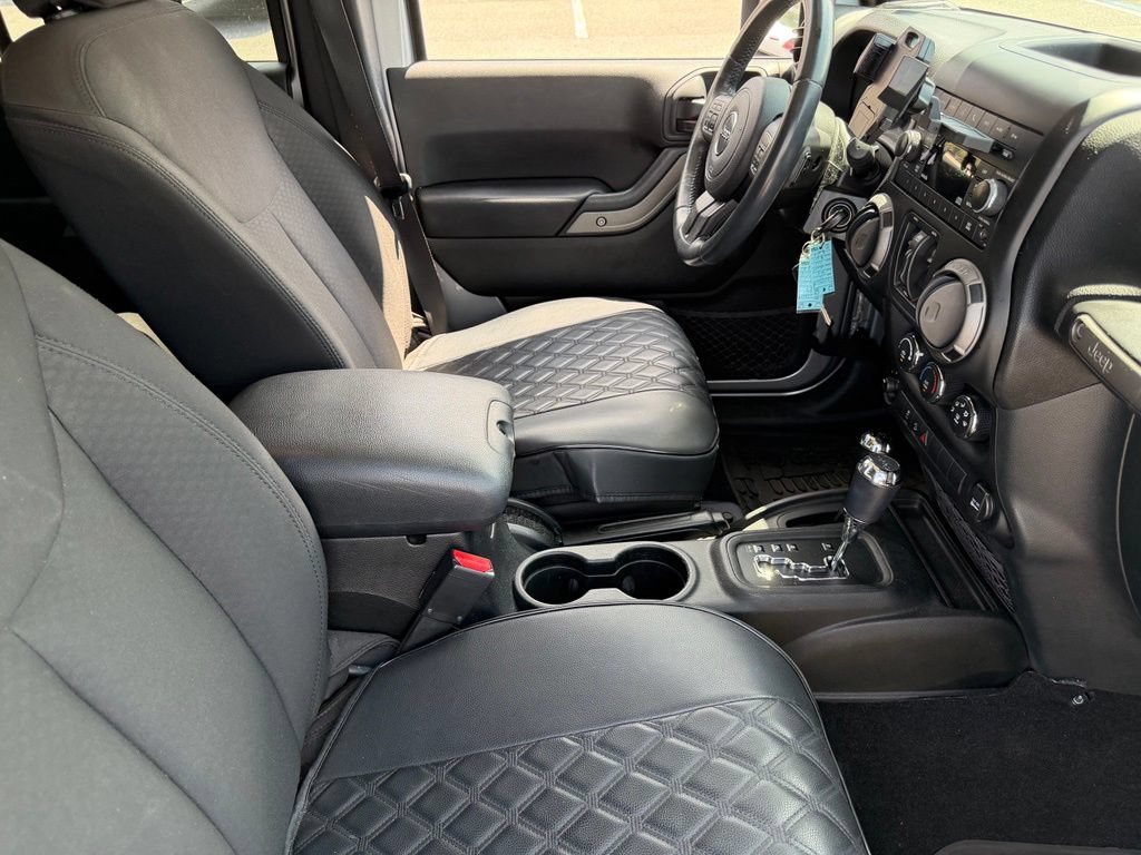 Used 2016 Jeep Wrangler Unlimited Sport w/ Quick Order Package 24S AWD/4WD image 15
