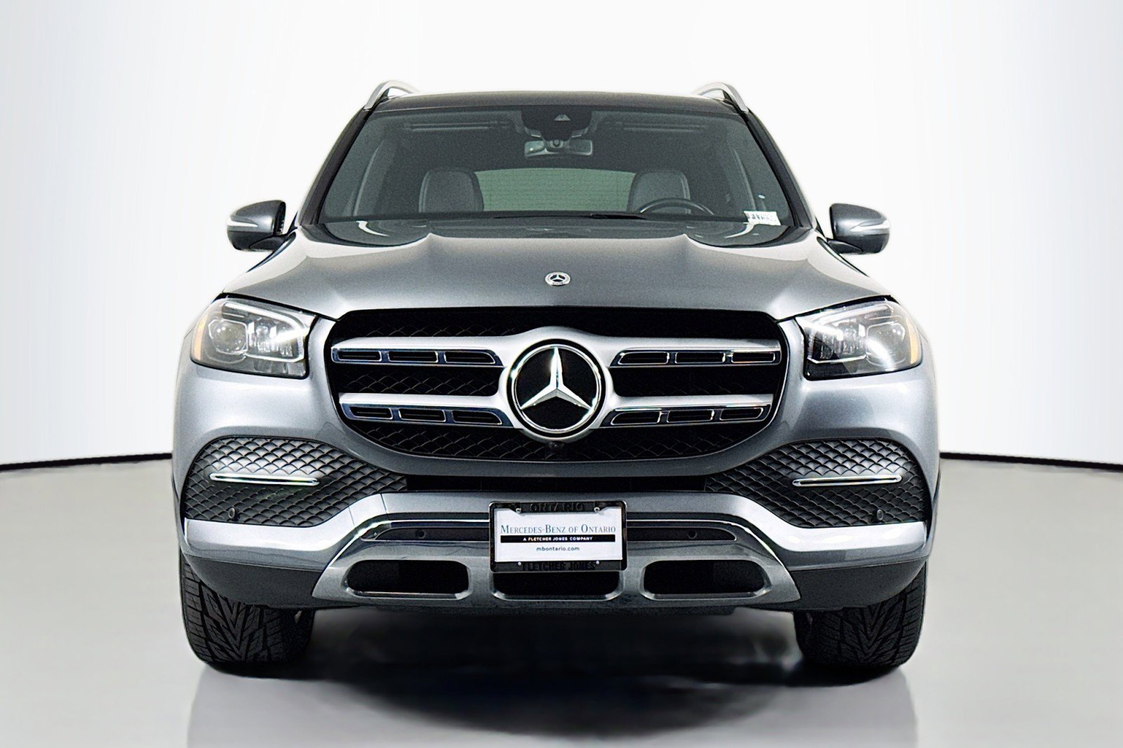 Used 2023 Mercedes-Benz GLS 450 4MATIC image 2