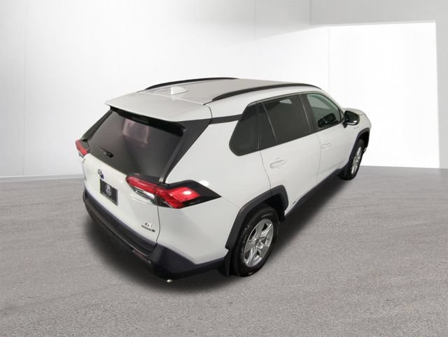 Used 2021 Toyota RAV4 LE AWD/4WD image 37