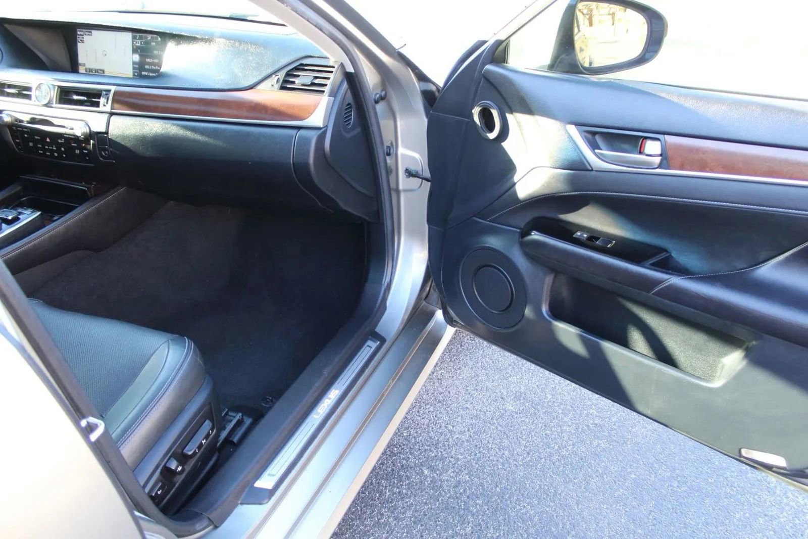 Used 2015 Lexus GS 350 w/ Premium Package RWD image 9