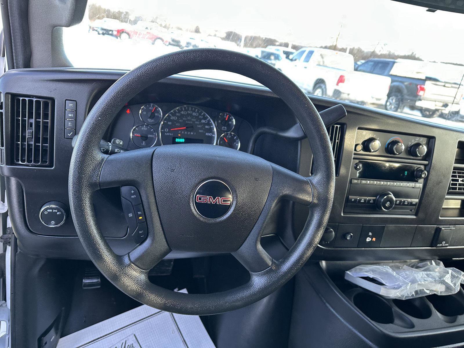 Used 2023 GMC Savana 2500 image 25