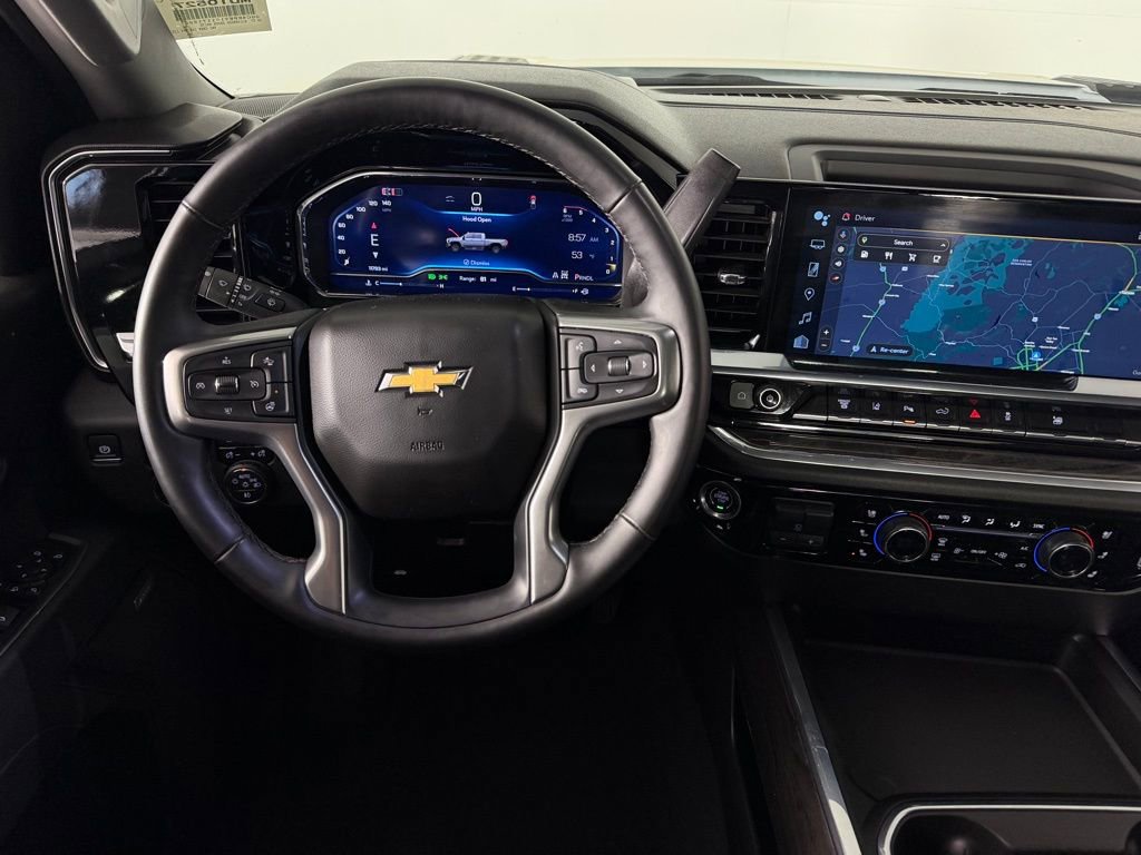 Used 2025 Chevrolet Silverado 2500 LTZ w/ LTZ Convenience Package AWD/4WD image 14
