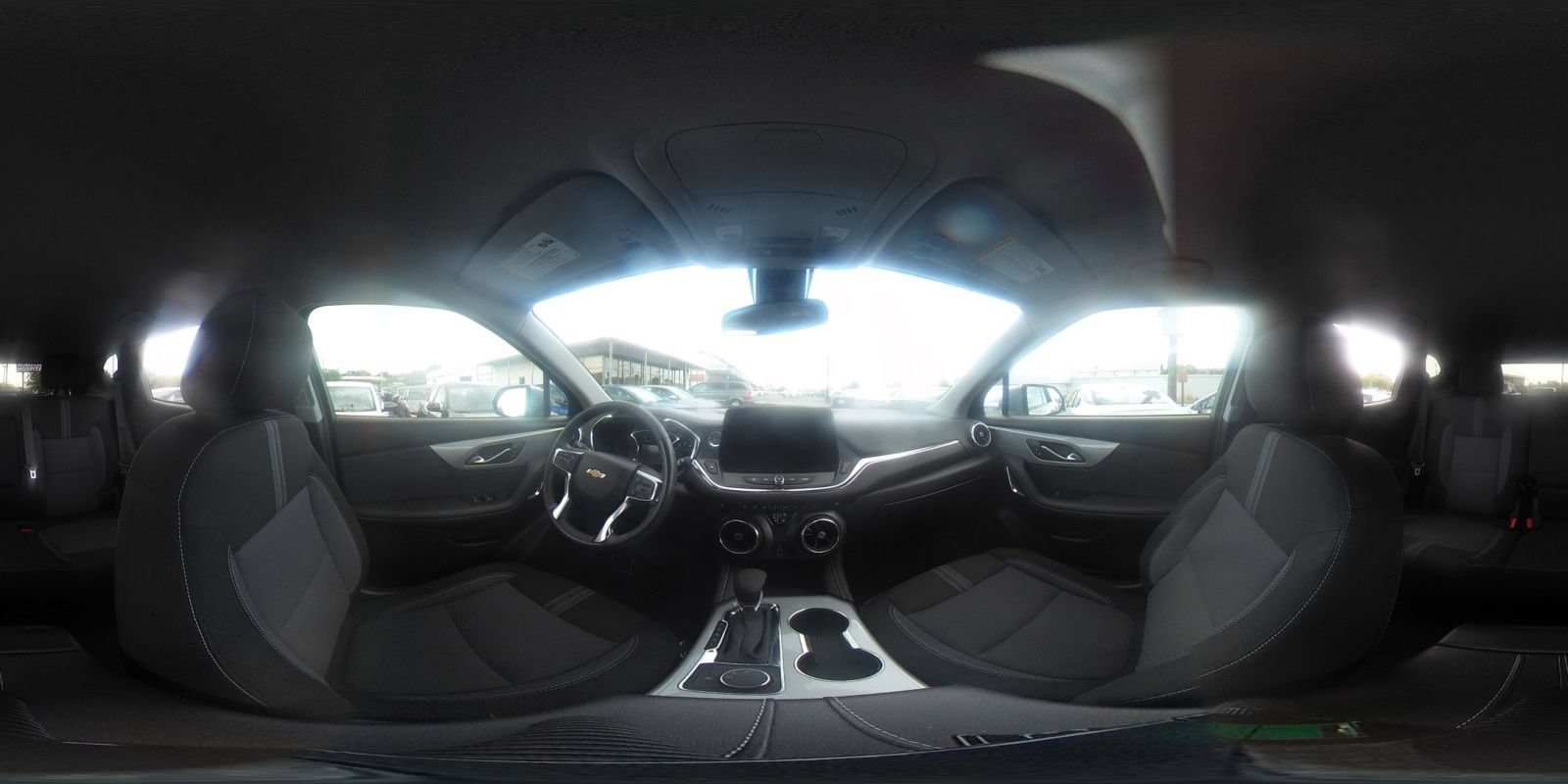 Used 2025 Chevrolet Blazer LT FWD image 43