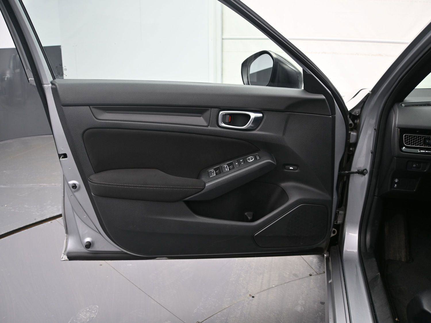 Used 2022 Honda Civic Sport image 8