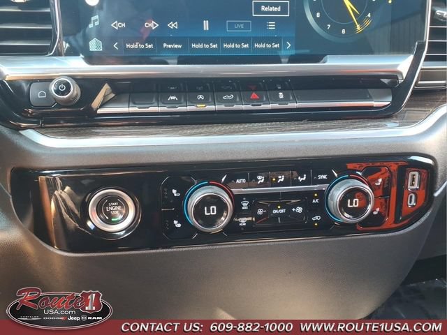 Used 2022 Chevrolet Silverado 1500 LT AWD/4WD image 32