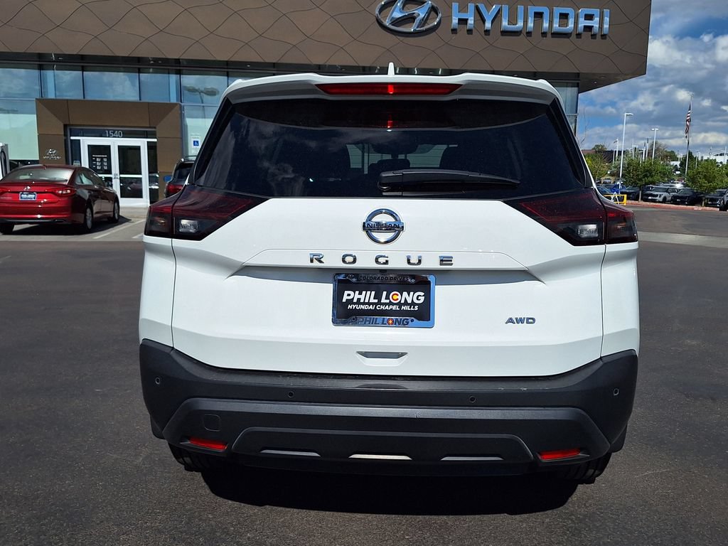 Used 2021 Nissan Rogue S AWD/4WD image 4