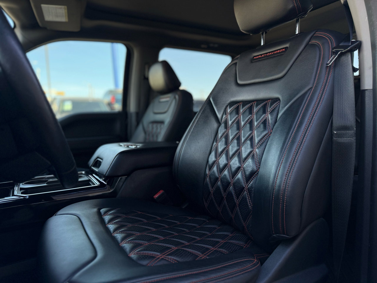 Used 2021 Ford F250 Lariat w/ Lariat Ultimate Package image 10