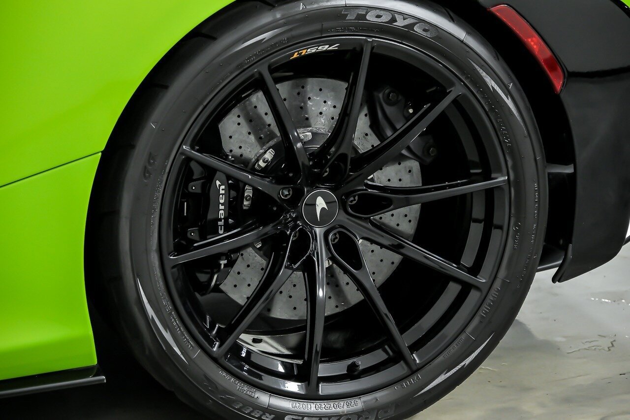 Used 2021 McLaren 765LT RWD image 19