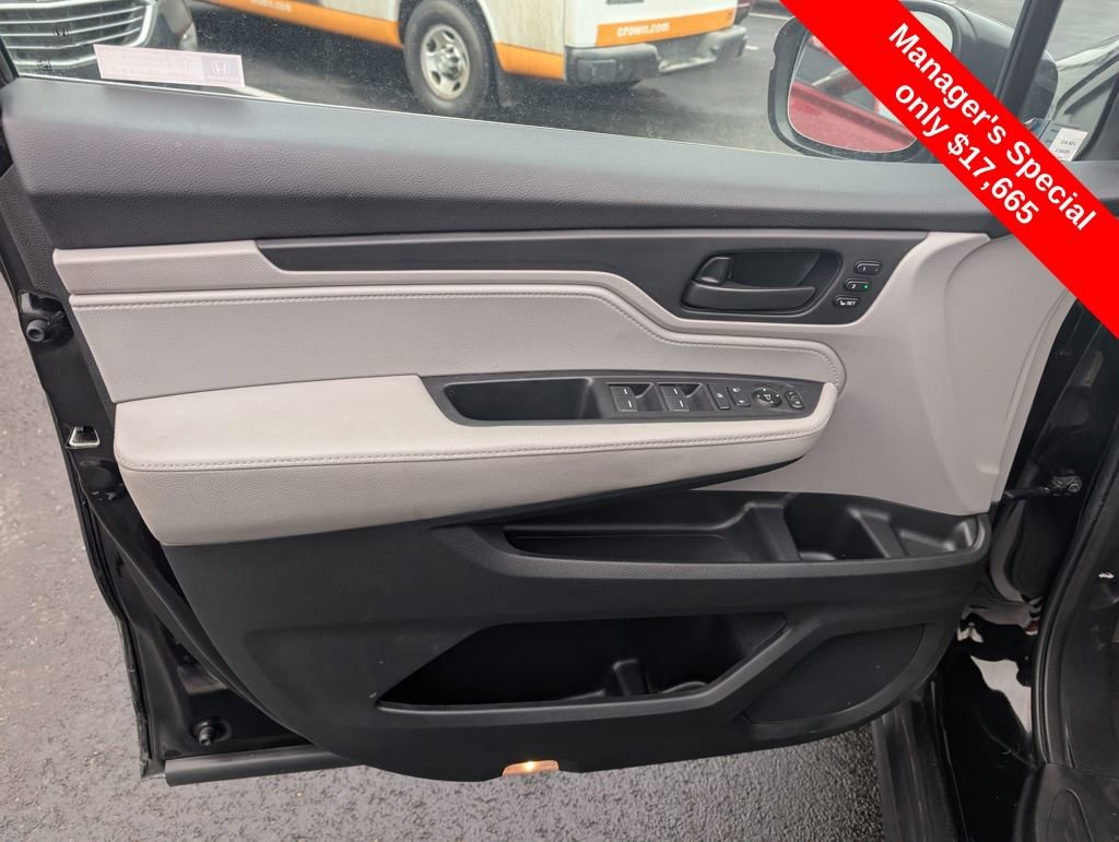 Used 2019 Honda Odyssey EX-L image 12