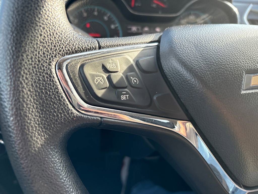 Used 2017 Chevrolet Cruze LT FWD image 38