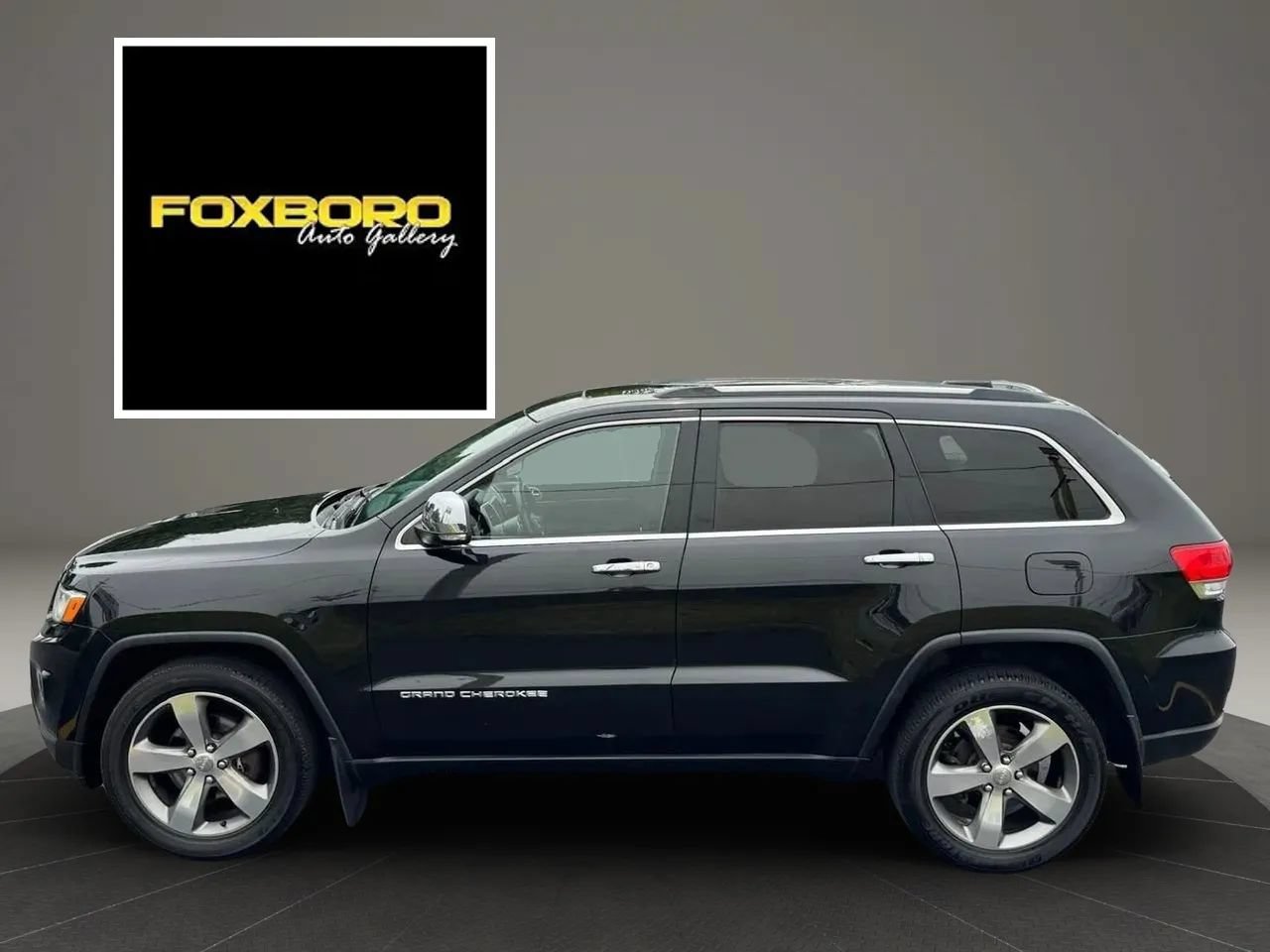 Used 2015 Jeep Grand Cherokee Limited w/ Luxury Group II AWD/4WD image 8