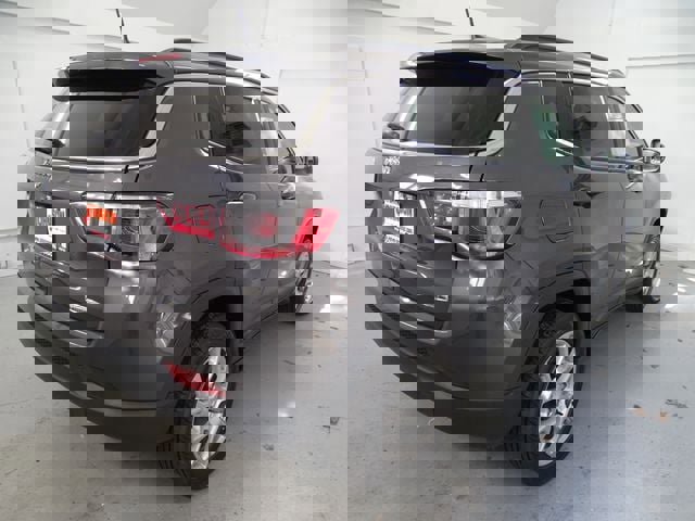 Certified 2024 Jeep Compass Latitude w/ Sun and Sound Group image 24