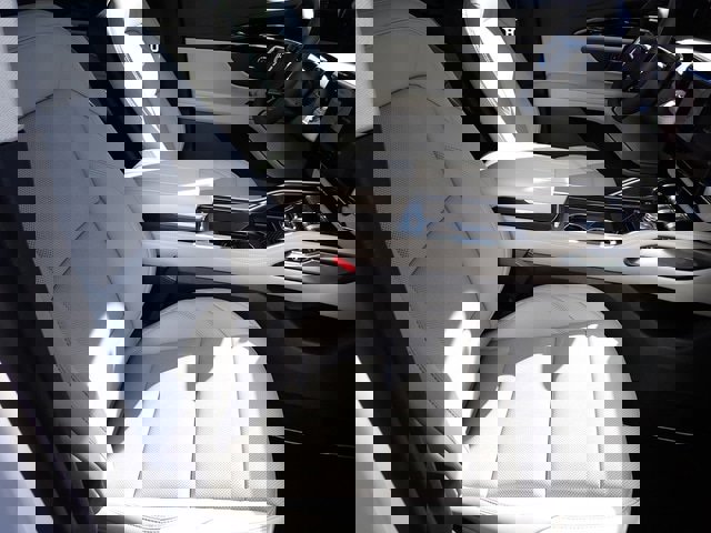 New 2026 Lincoln Nautilus Premier w/ Jet Appearance Package image 9