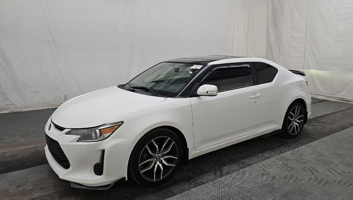 Used 2014 Scion tC FWD image 1