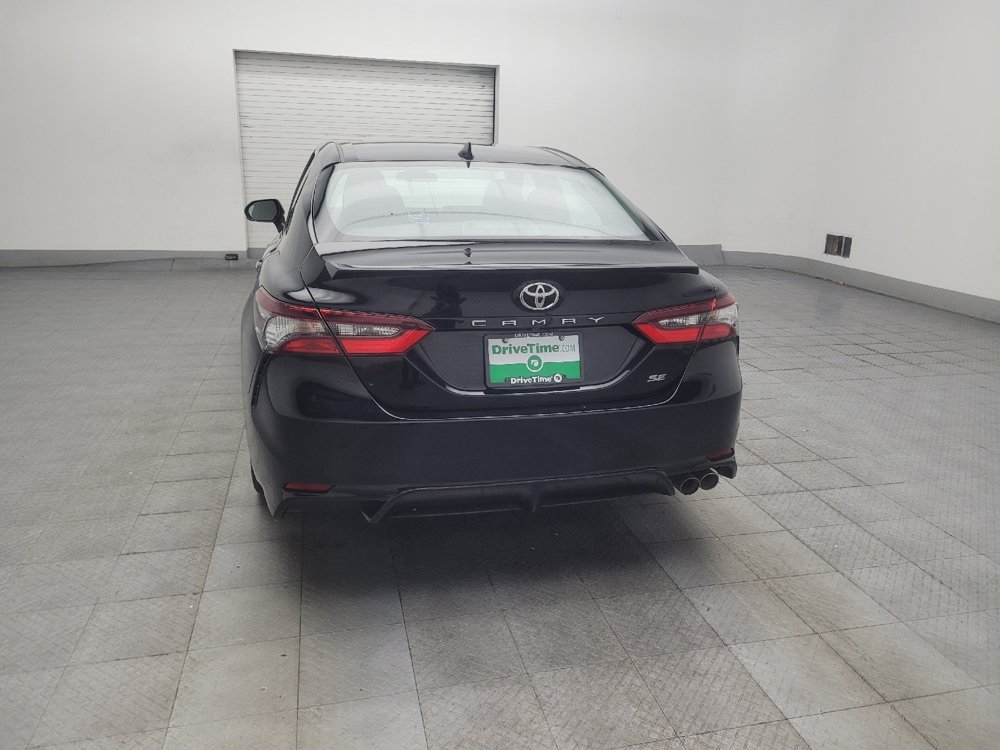 Used 2022 Toyota Camry SE FWD image 6