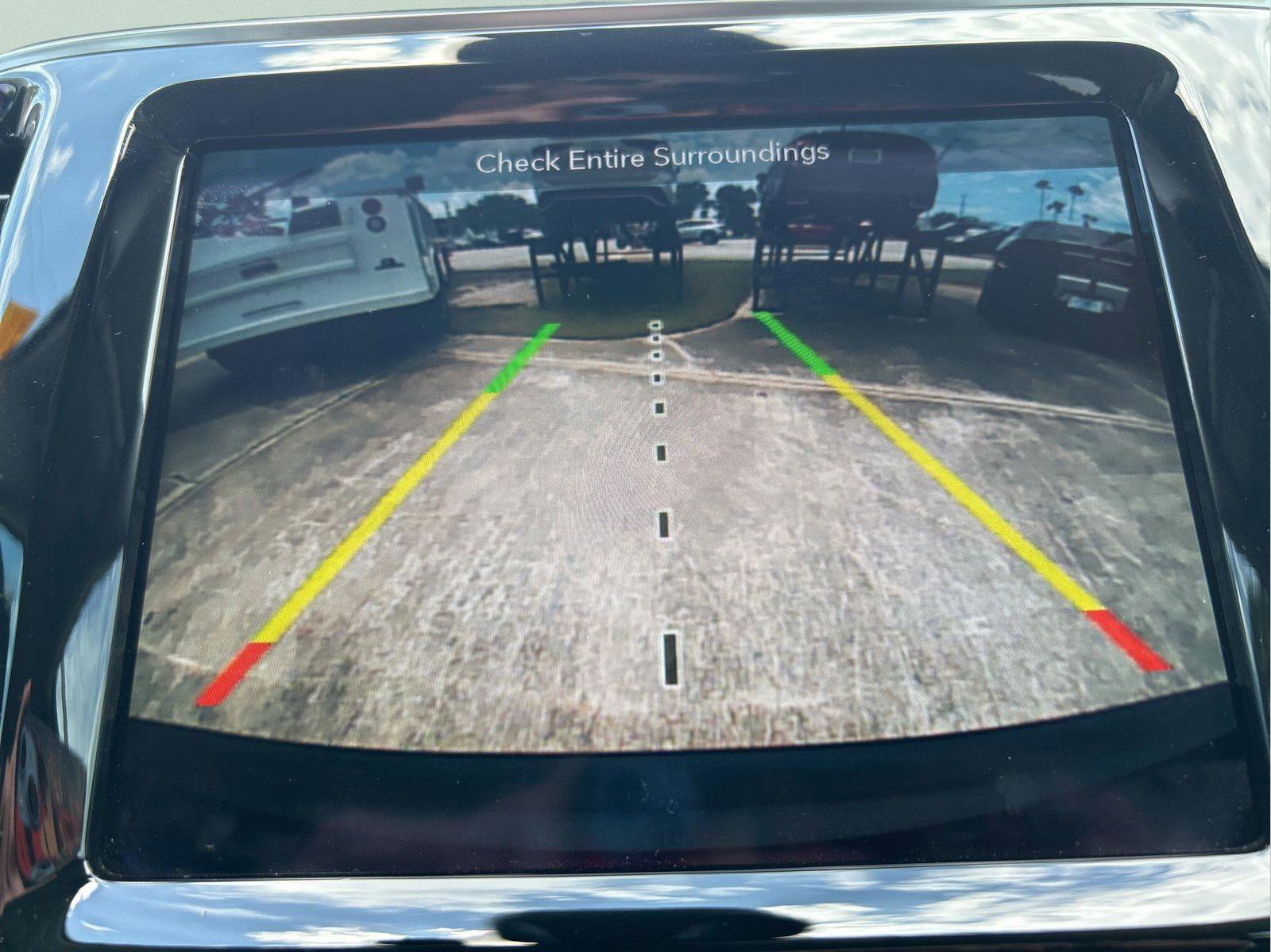 Certified 2019 Jeep Cherokee Limited w/ Technology Group FWD image 30