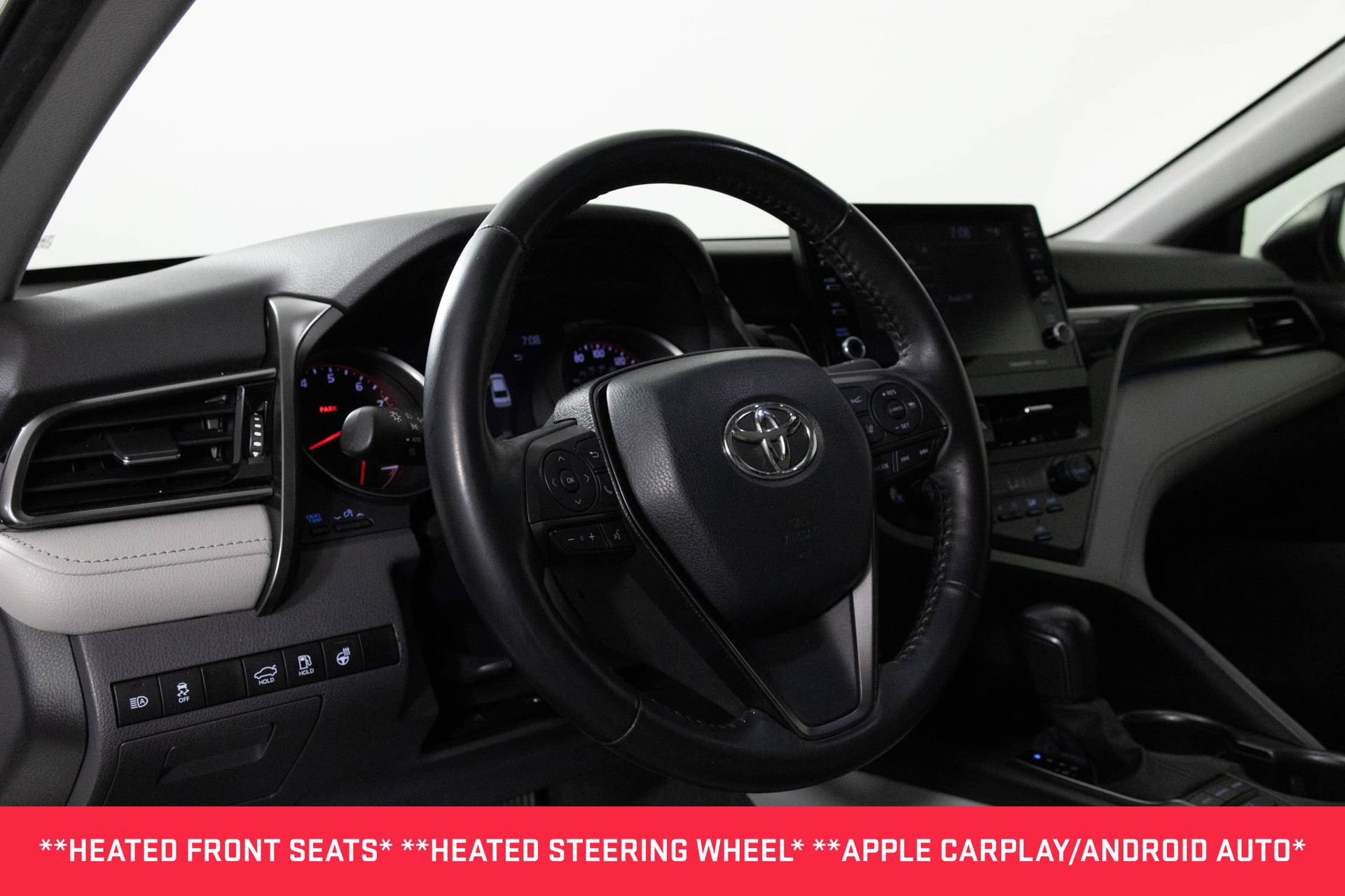 Used 2022 Toyota Camry XSE image 5