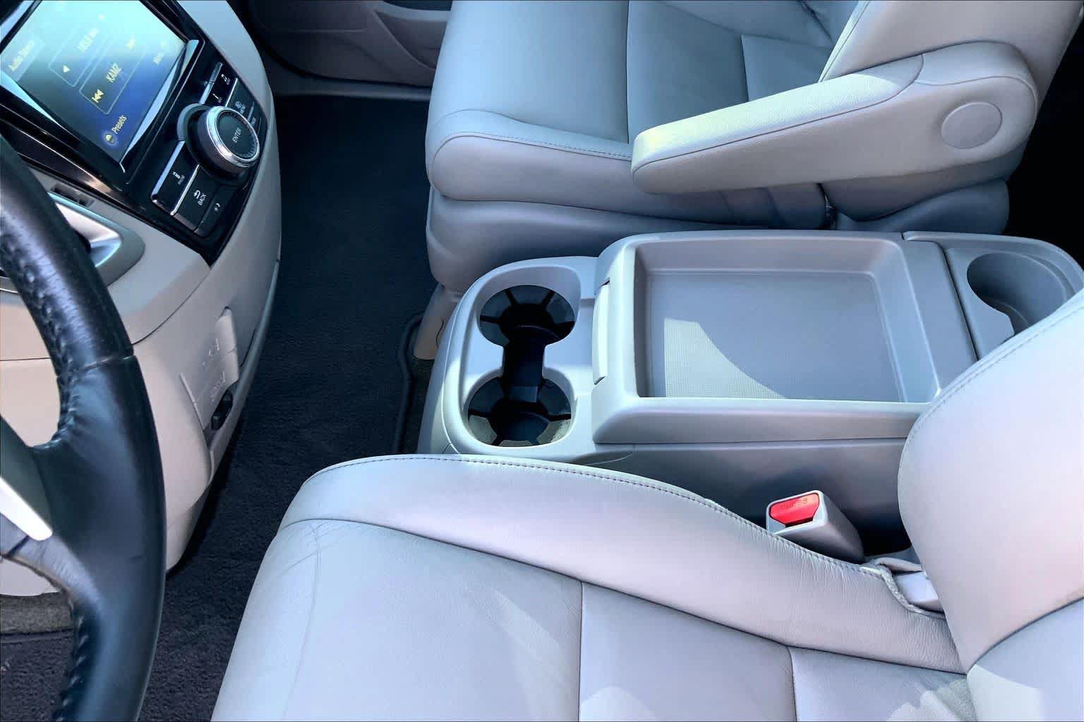 Used 2016 Honda Odyssey EX-L image 17