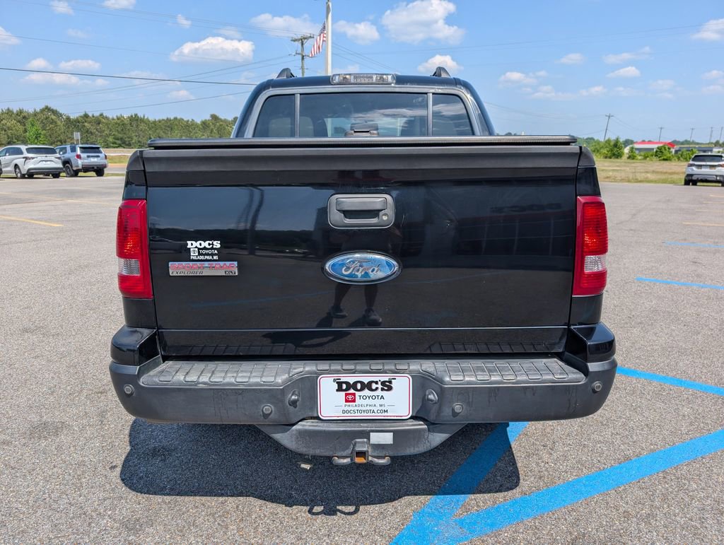 Used 2010 Ford Explorer Sport Trac XLT RWD image 4