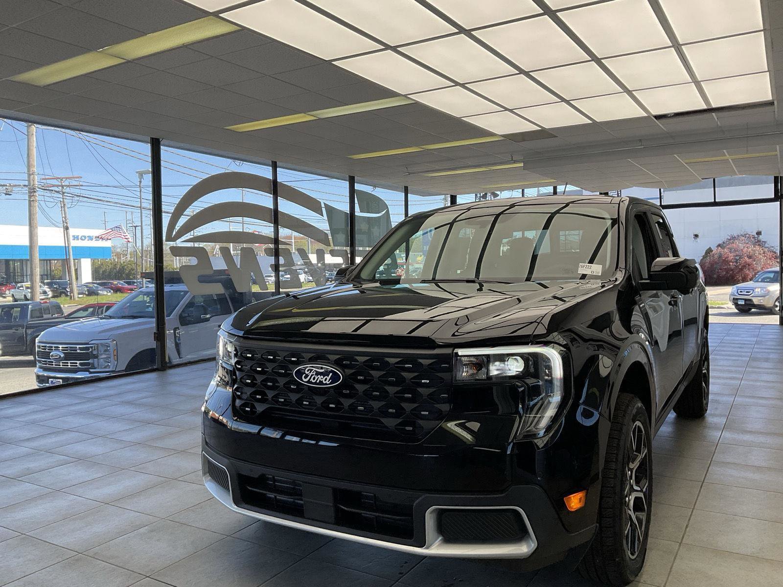 New 2026 Ford Maverick Lariat AWD/4WD image 3
