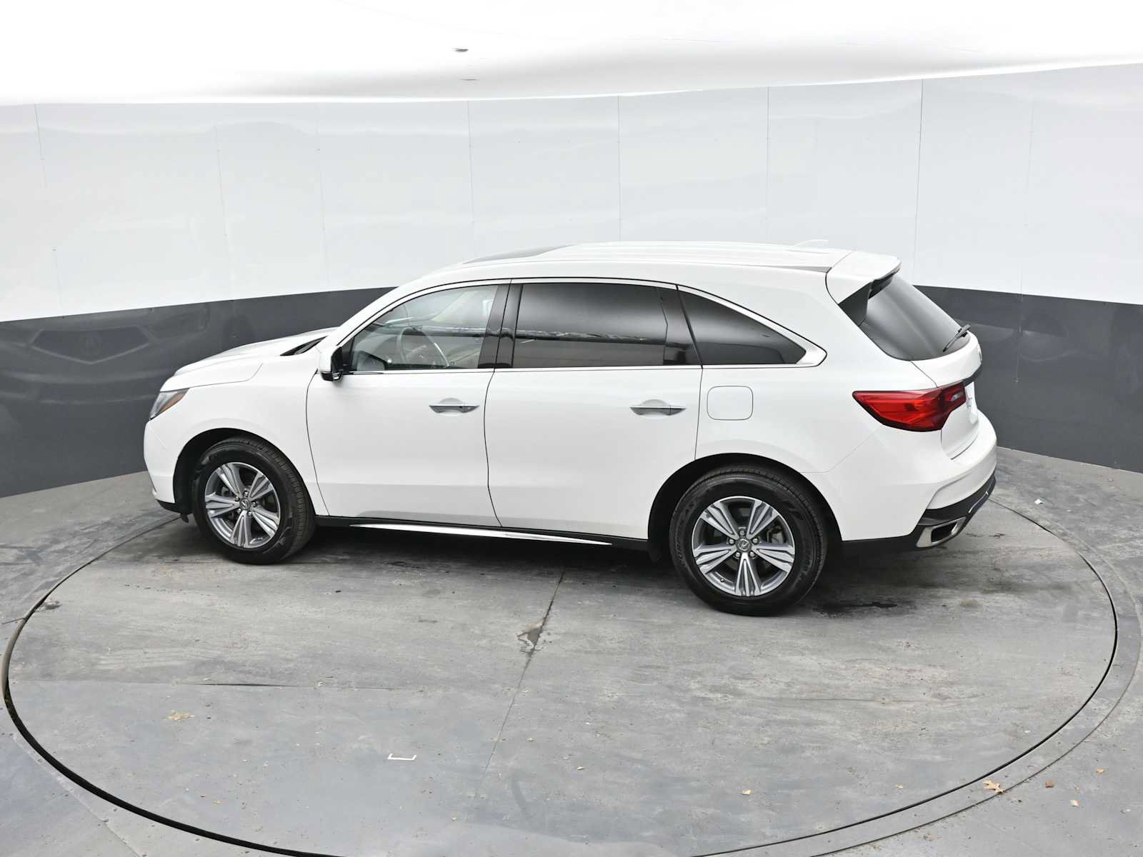 Used 2020 Acura MDX SH-AWD image 35
