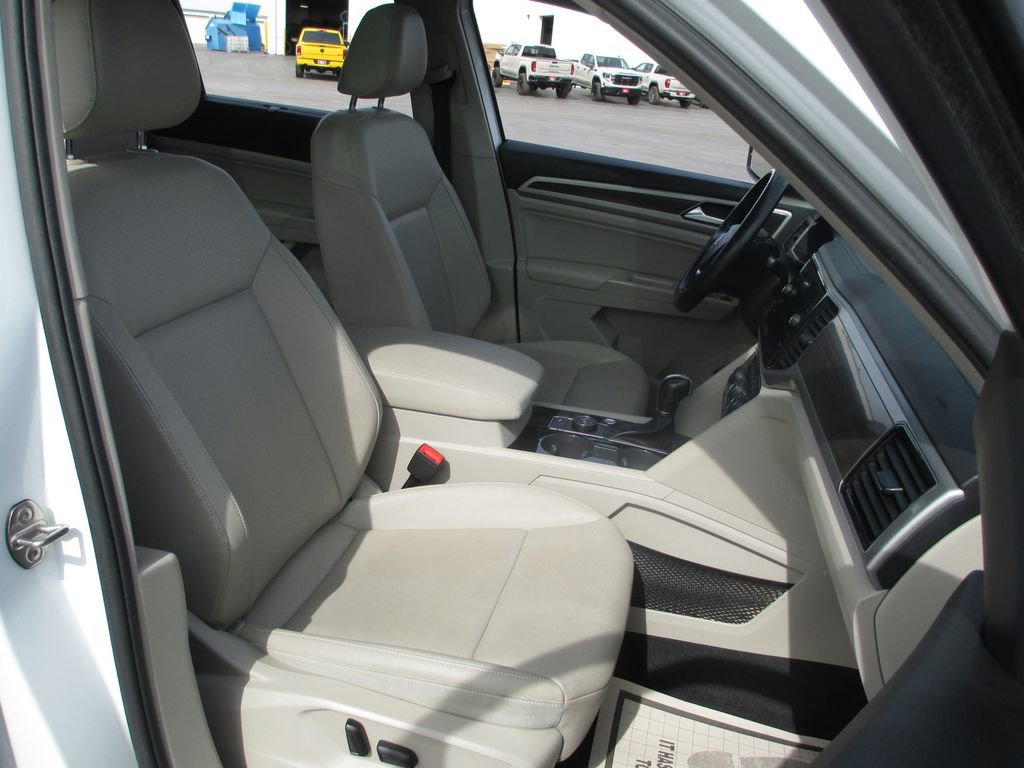 Used 2019 Volkswagen Atlas SEL R-Line image 21