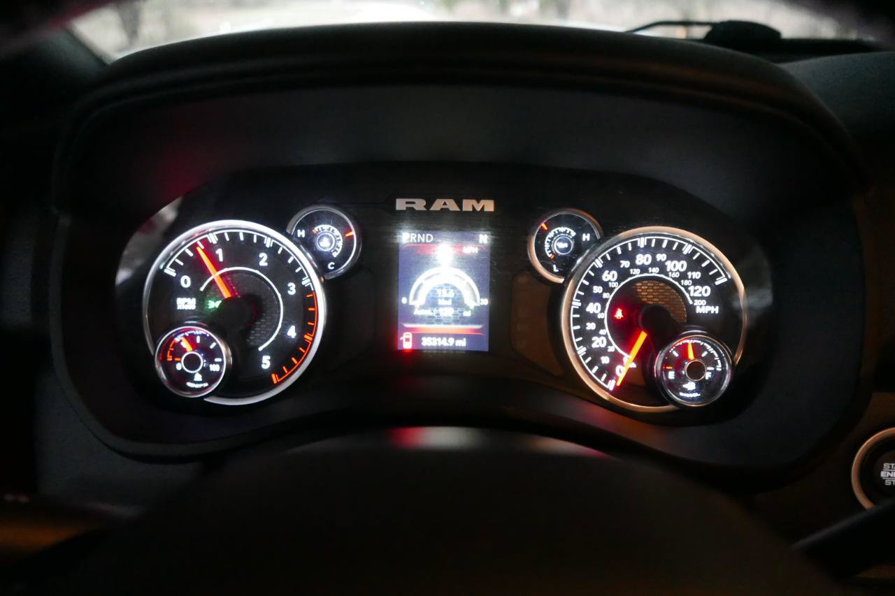 Used 2024 RAM 2500 Big Horn AWD/4WD image 13
