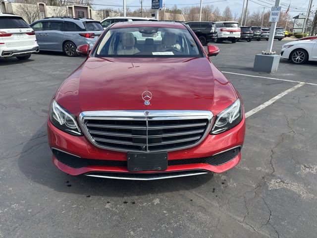 Used 2018 Mercedes-Benz E 400 4MATIC Sedan w/ Premium 3 Package (Q03) image 2