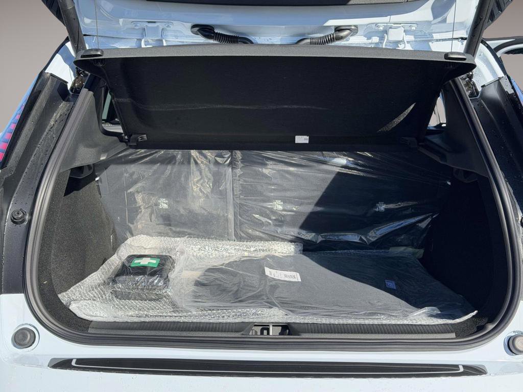 New 2026 Volvo EX30 Plus w/ Protection Package Premier AWD/4WD image 12