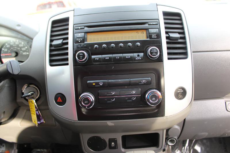 Used 2015 Nissan Frontier S image 21