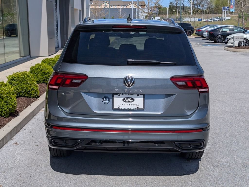 Used 2022 Volkswagen Tiguan SE R-Line image 6